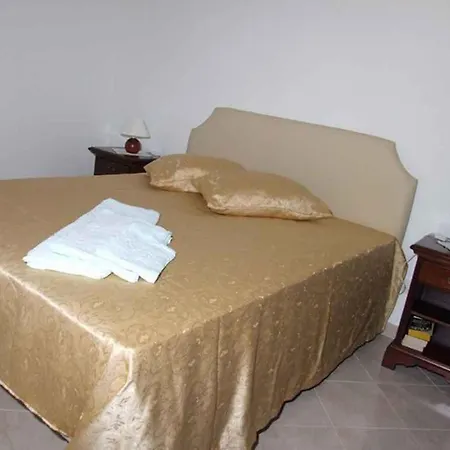 2 Apartamento *